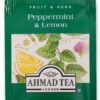 Taza con infusión de té Ahmad Tea menta y limón