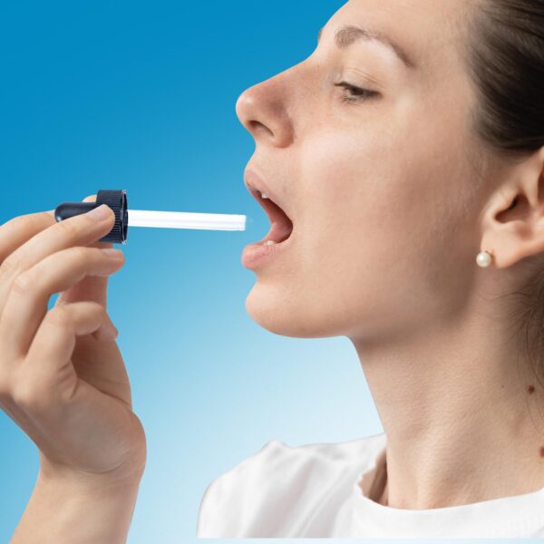 Envase 0.5 oz gotas de zeolita activada Waiora NCD2 para detox