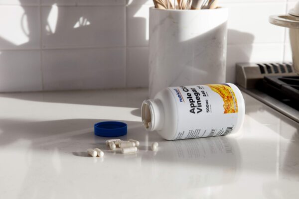 Suplemento nutricional Nutricost cápsulas vinagre sidra manzana natural