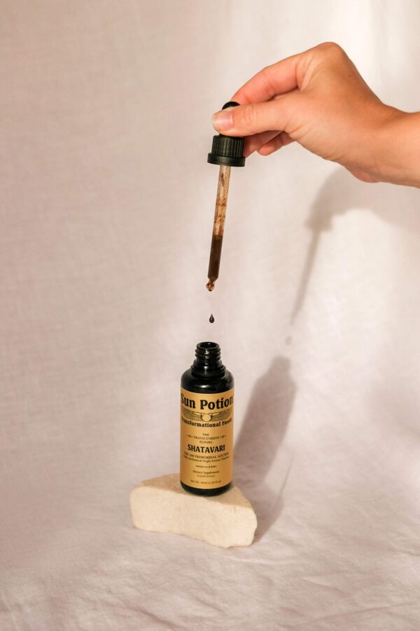 Suplemento ayurvédico Shatavari elixir triple extracto védico