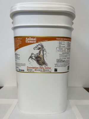 Cubeta Animal Element Foundation Daily Detox suplemento equino 25 lb