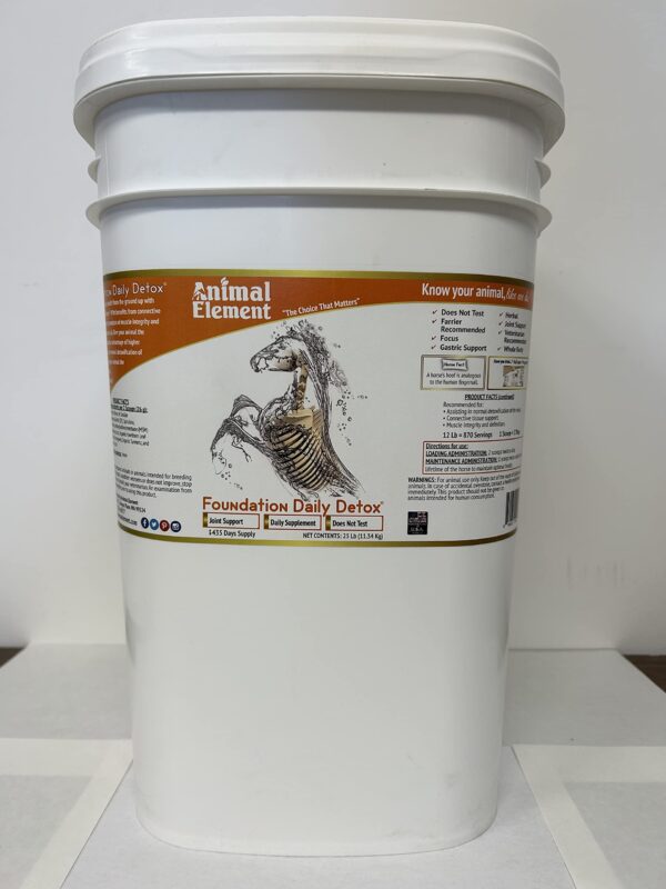 Cubeta Animal Element Foundation Daily Detox suplemento equino 25 lb