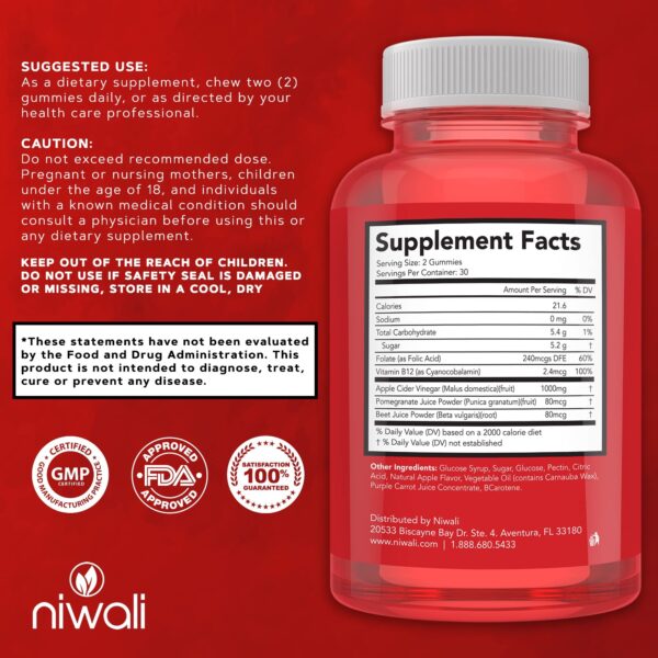 Gomitas NIWALI en mano con suplemento de vinagre sidra manzana