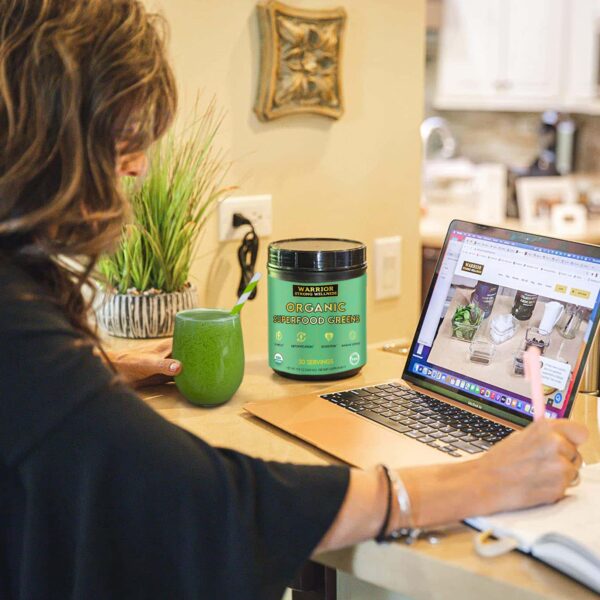 Ingredientes superalimento greens orgánico Warrior Strong Wellness