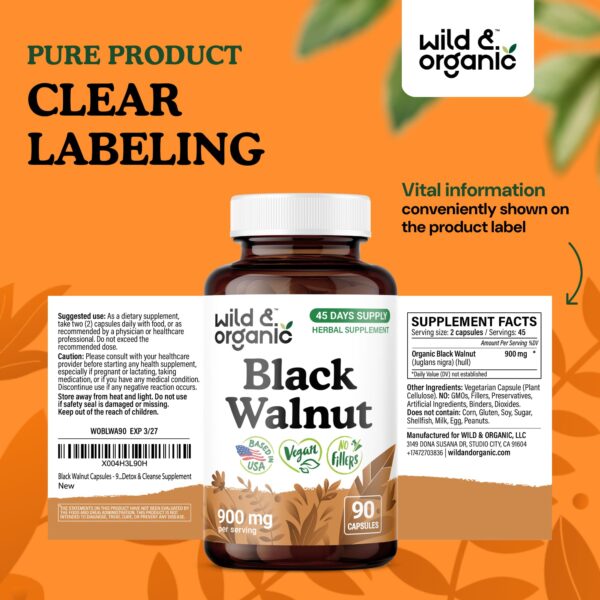 Close up de cápsulas de nogal negro para desintoxicación natural