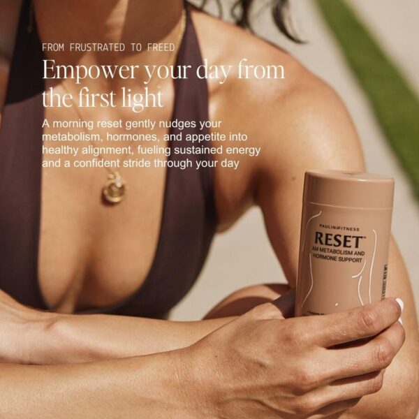 Version 1.0.0 Producto Paulina FITNESS Reset AM en fondo blanco