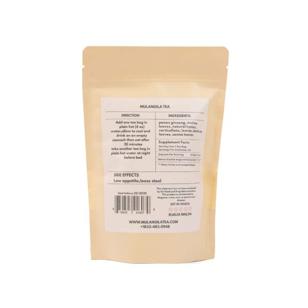 Té Naturally Slim preparado en taza con bolsita y etiqueta